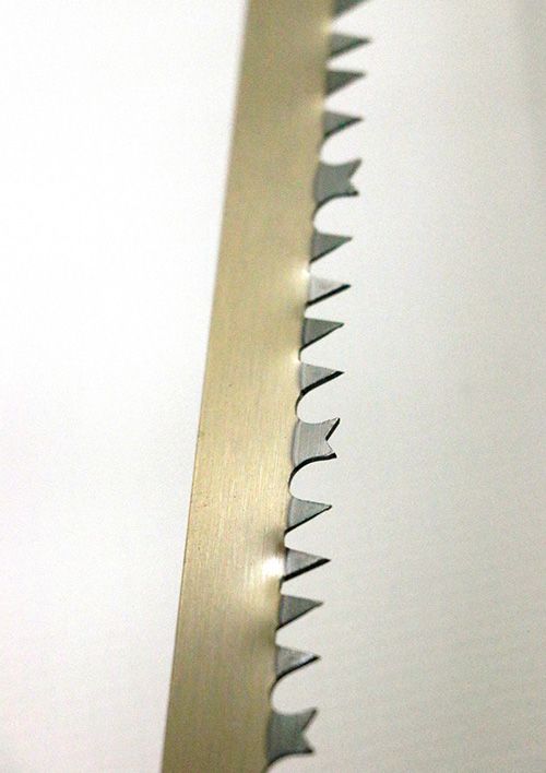 Close up view of Echo bow hand saw blade