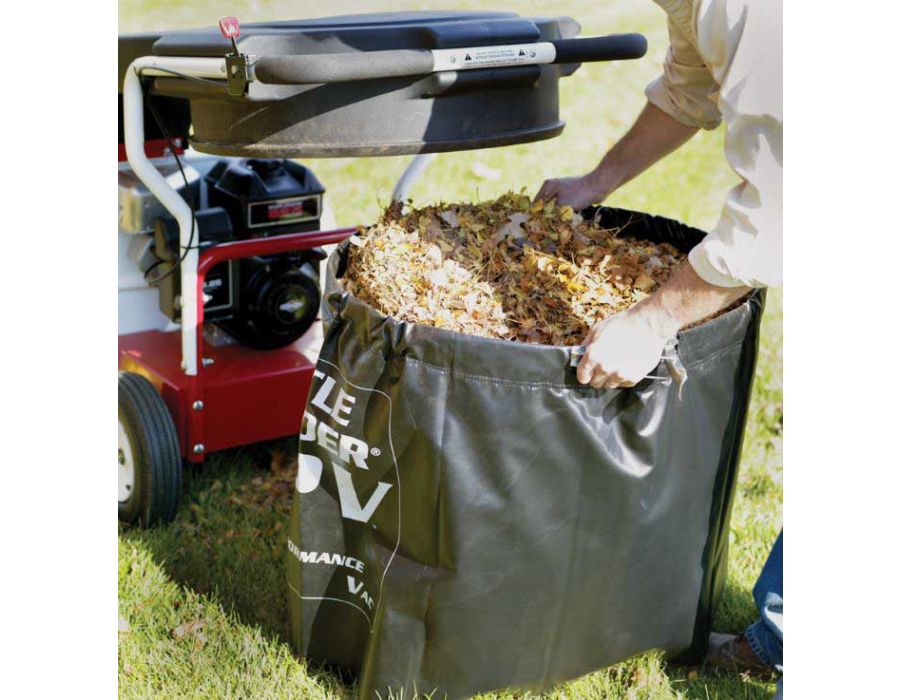 Collected debris - wide opening bag, easy to unload