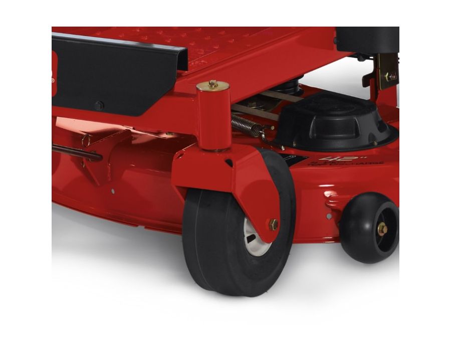 The unibody steel frame provides the optimal balance in rigidity and flexibility for quick, highly maneuverable mowing conditions.